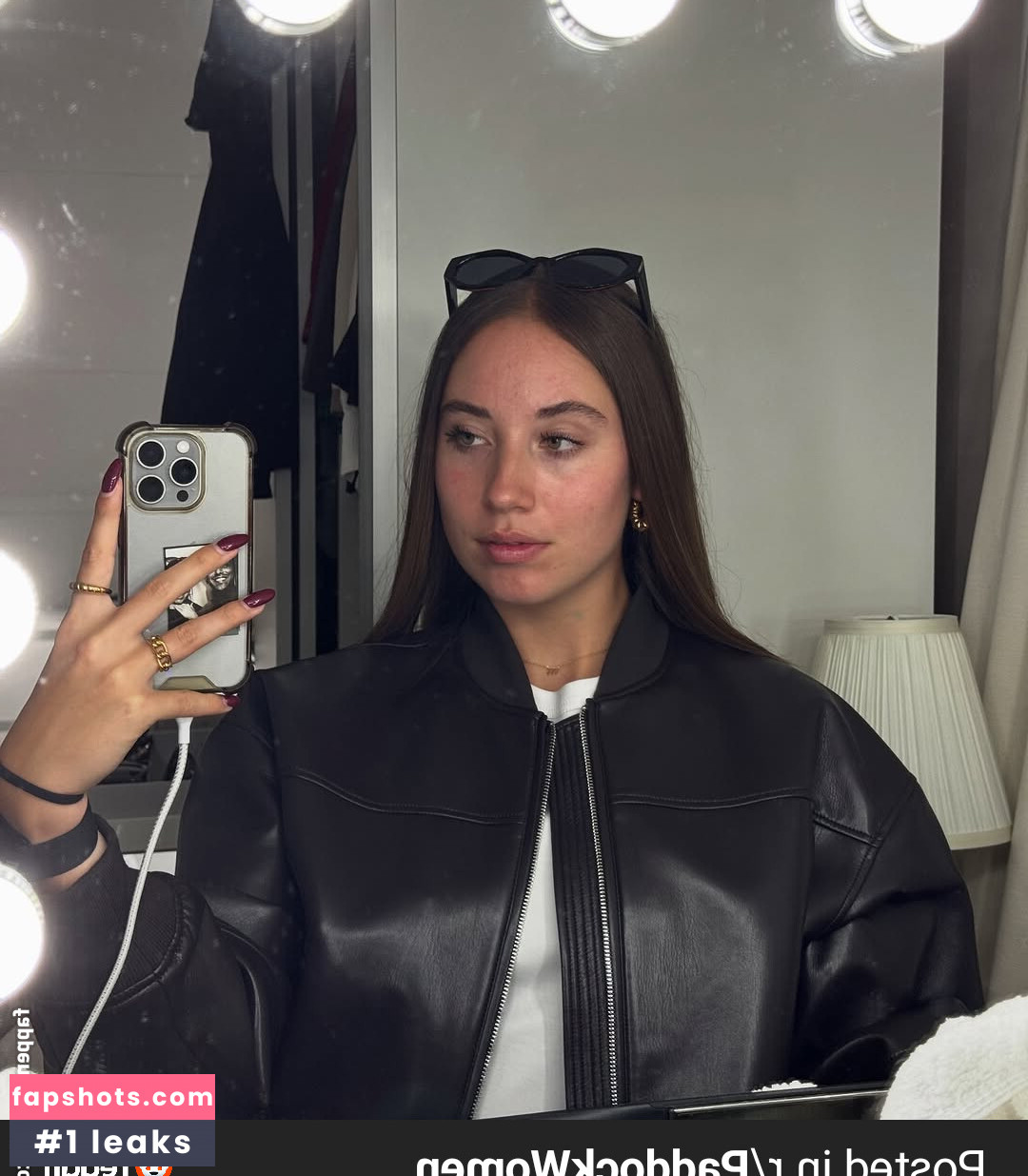 Nina Gademan gallery photo #3