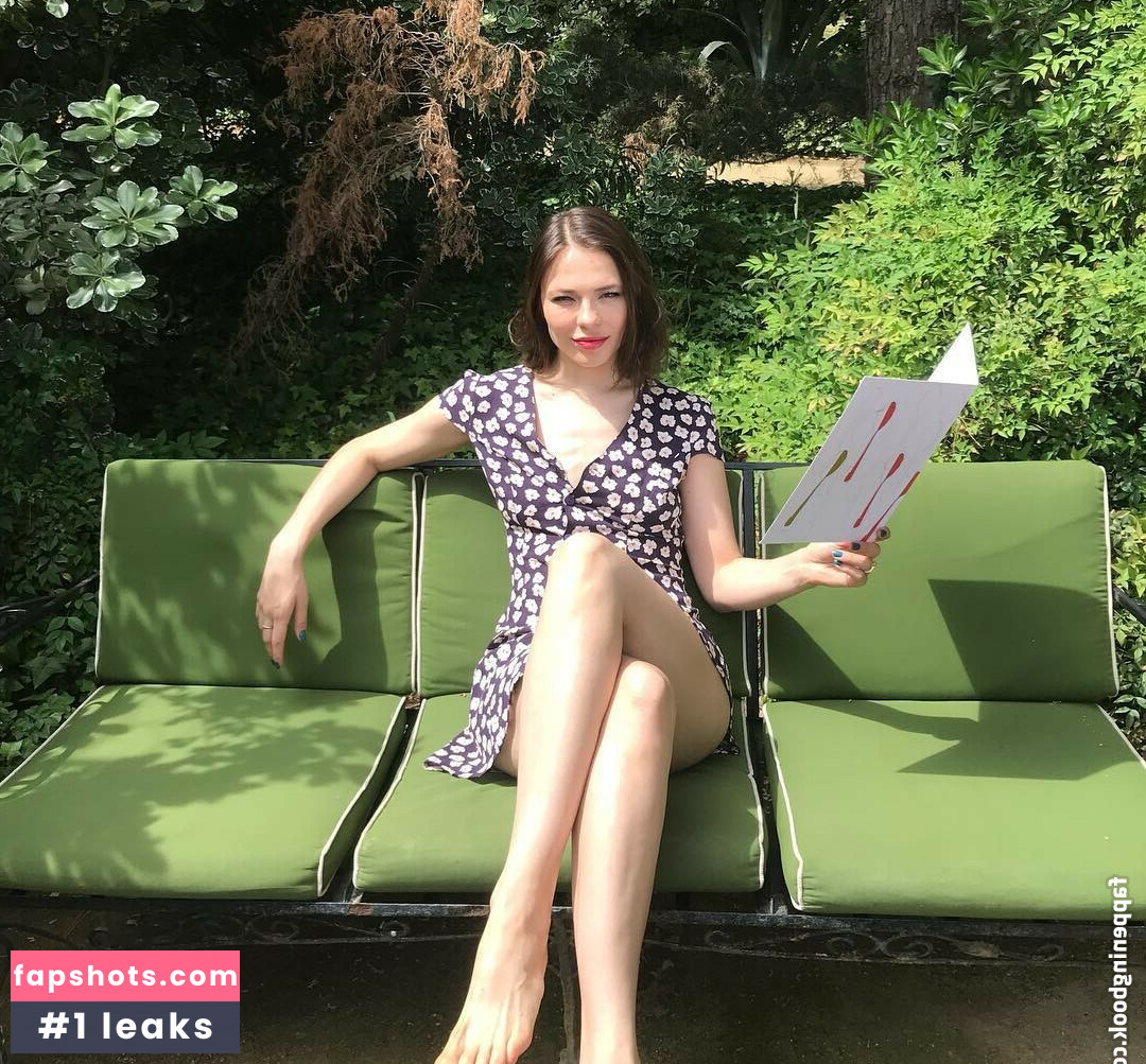 Nina Kraviz gallery photo #15