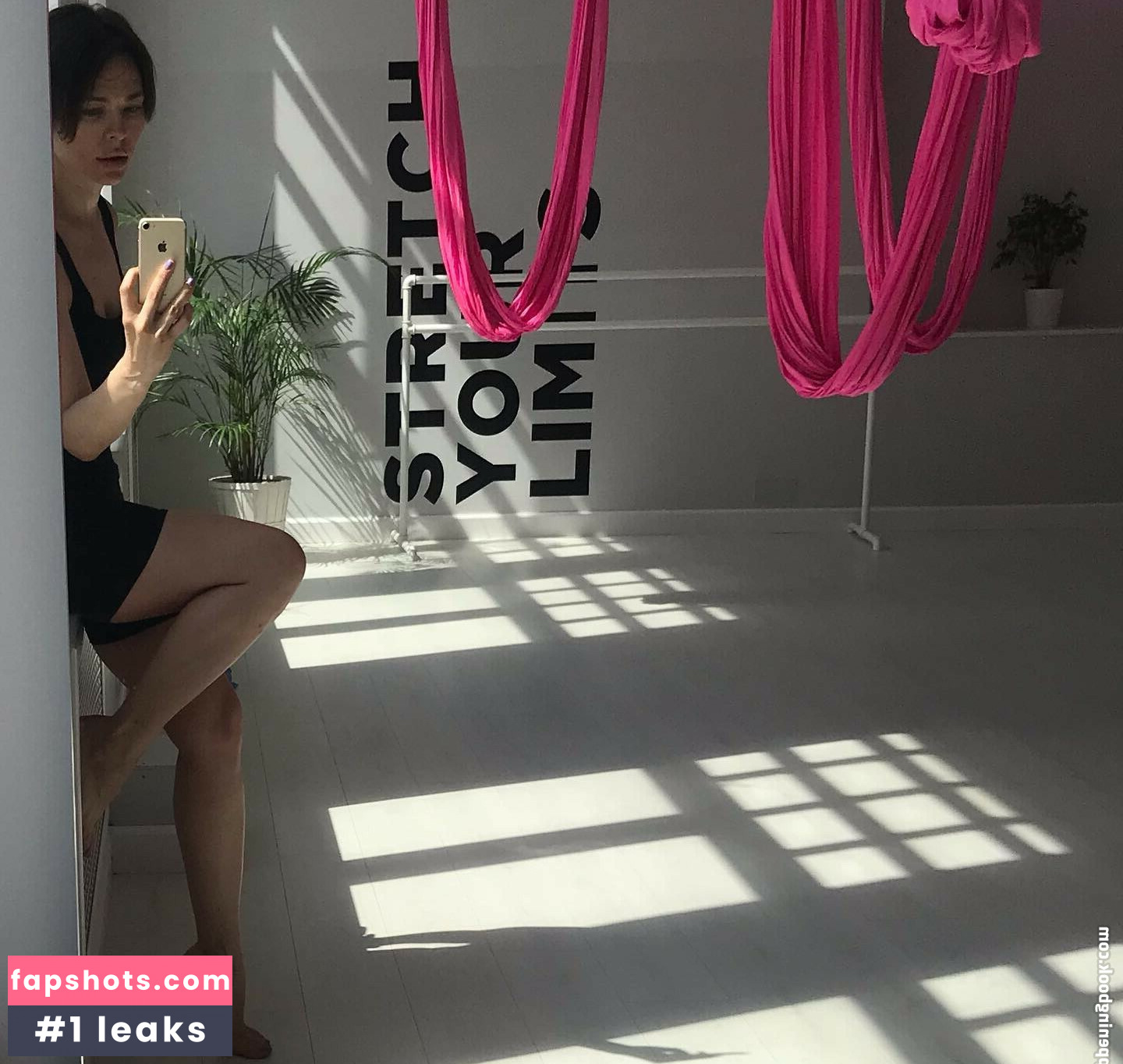 Nina Kraviz gallery photo #40