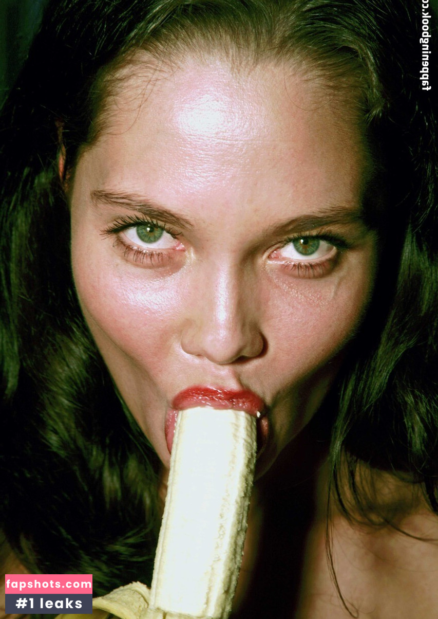 Nina Kraviz gallery photo #43