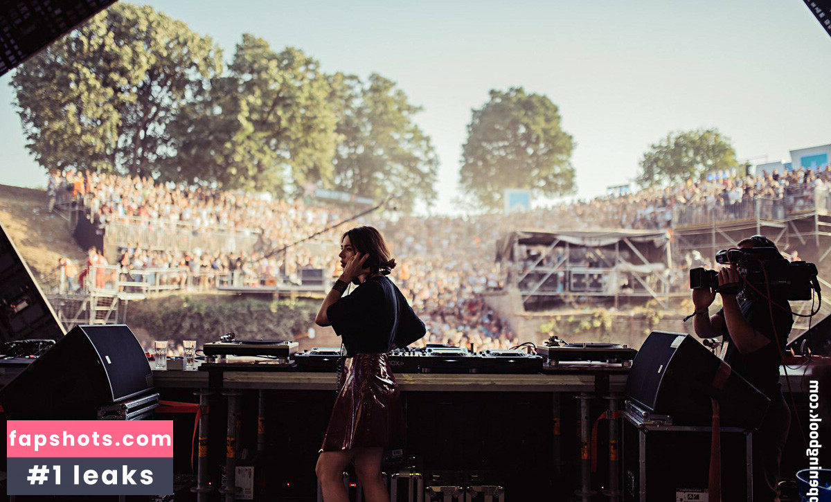 Nina Kraviz gallery photo #6