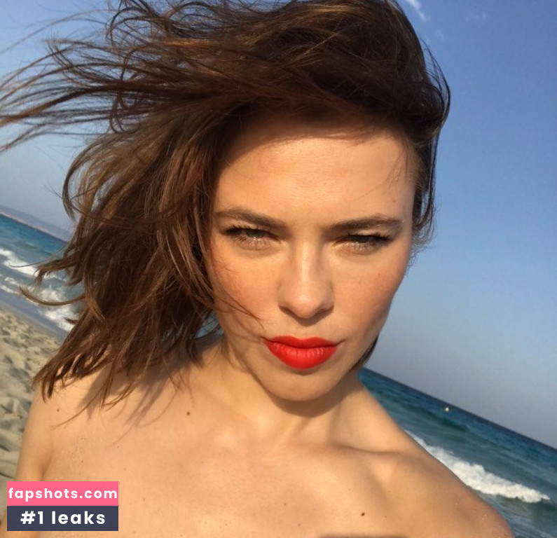 Nina Kraviz gallery photo #76