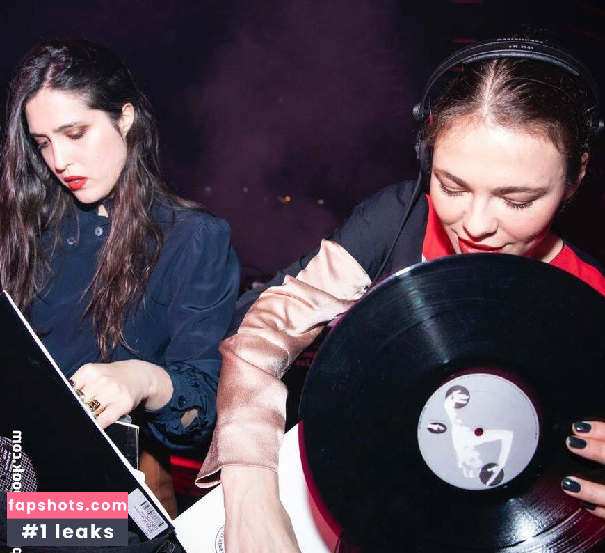 Nina Kraviz gallery photo #9