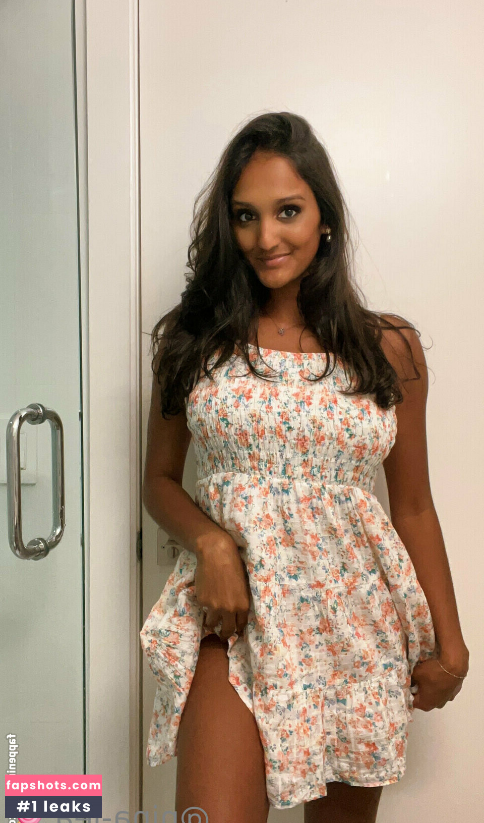 nina-lea gallery photo #63