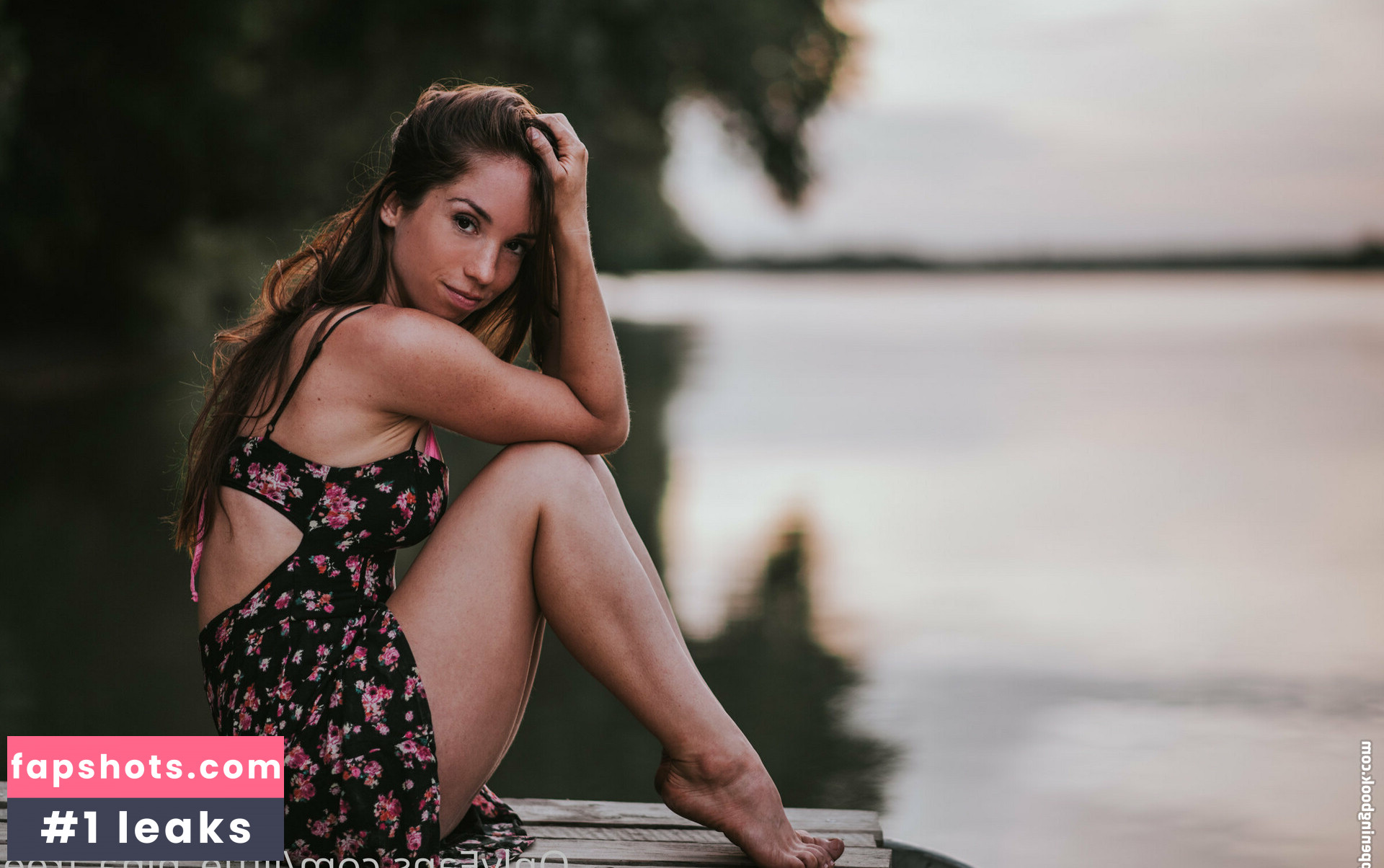 nina_love1_free gallery photo #2