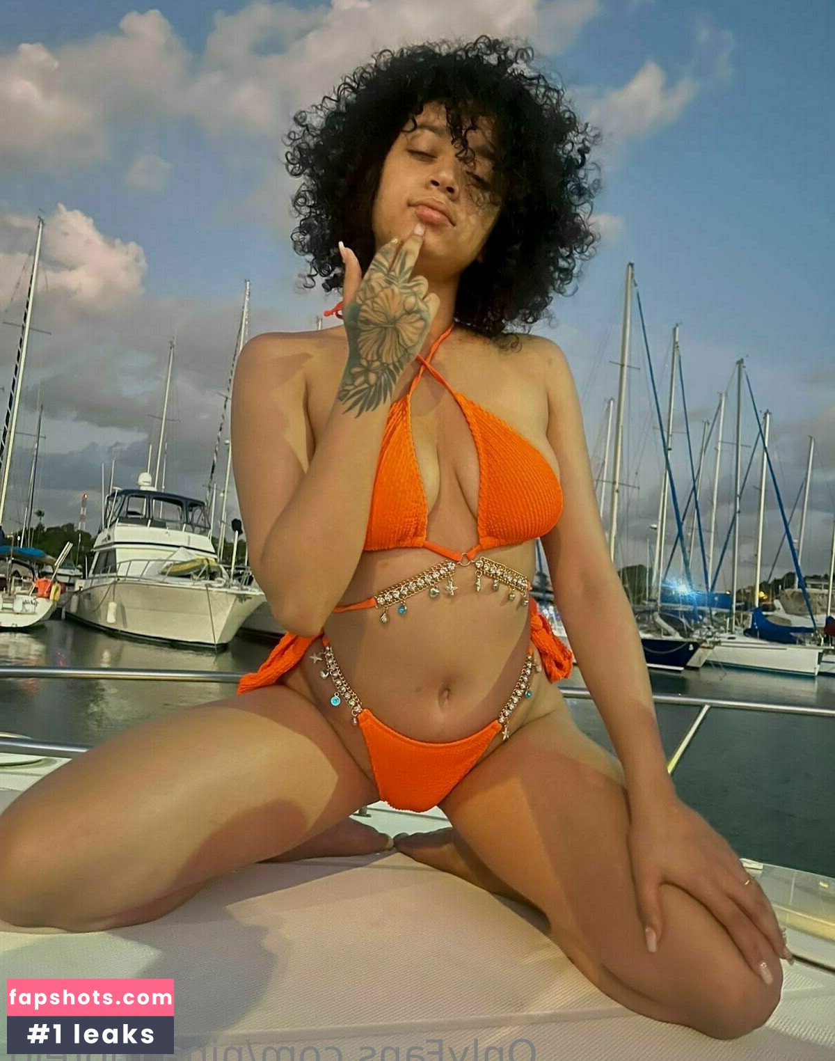 nina.morelo gallery photo #2