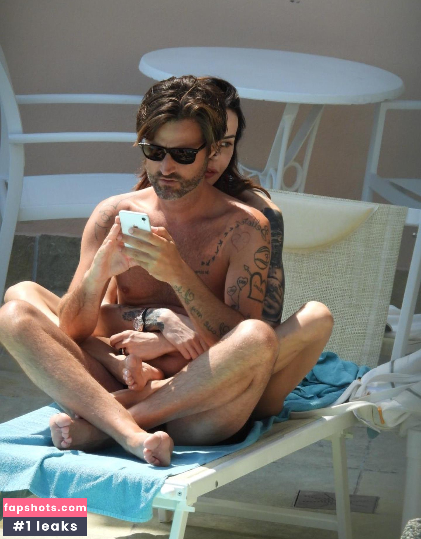 Nina Moric gallery photo #21