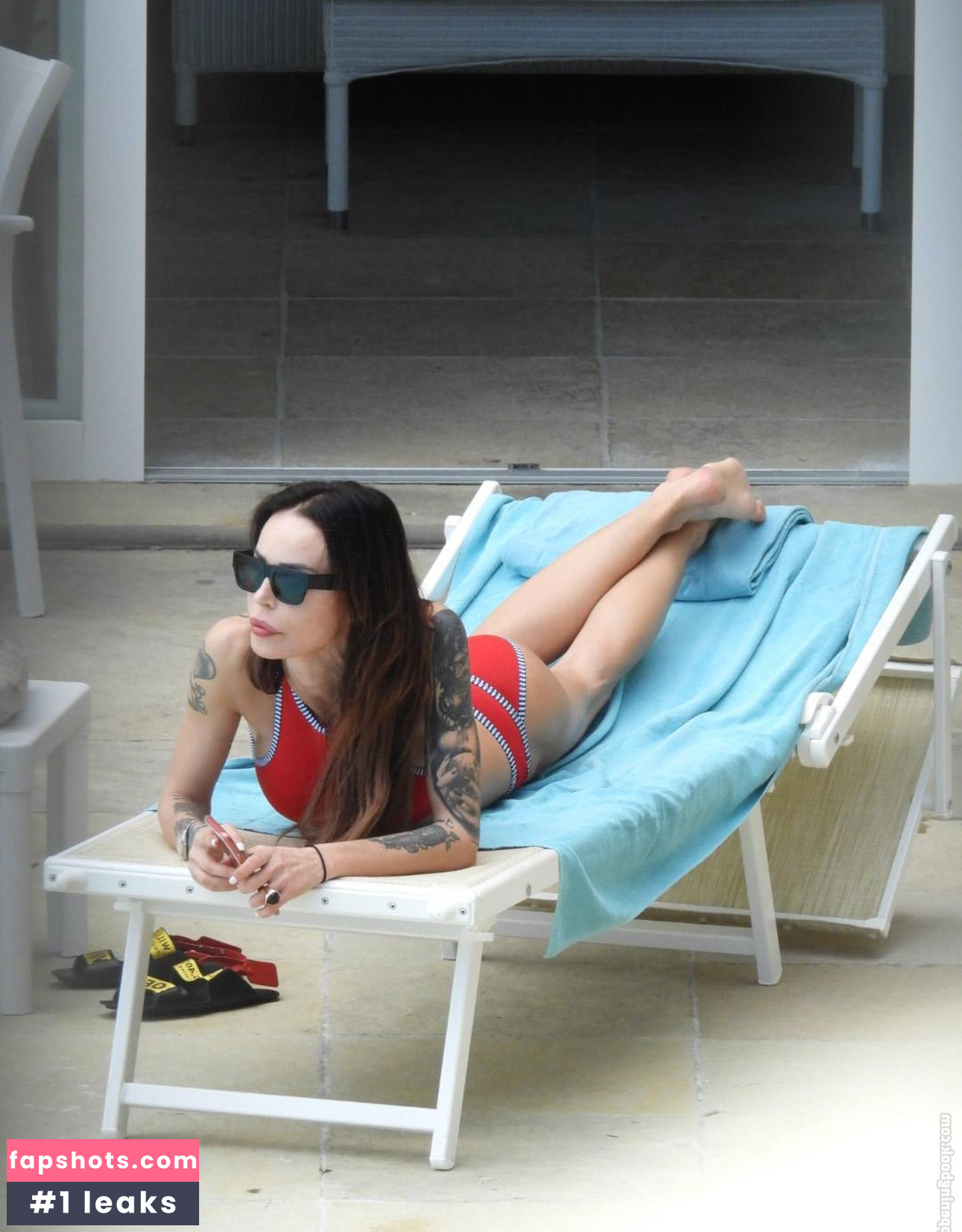 Nina Moric gallery photo #36