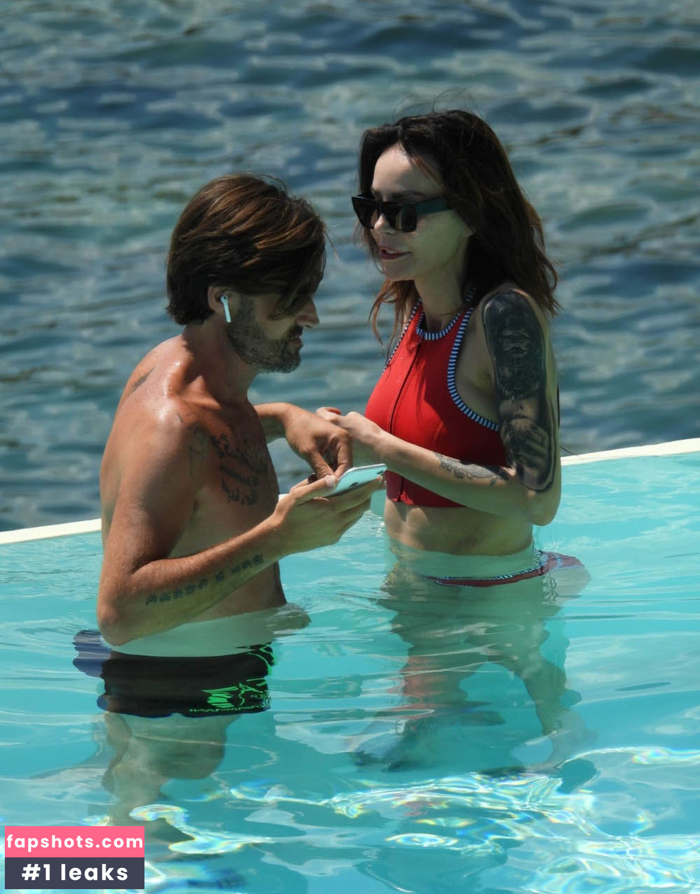 Nina Moric gallery photo #49