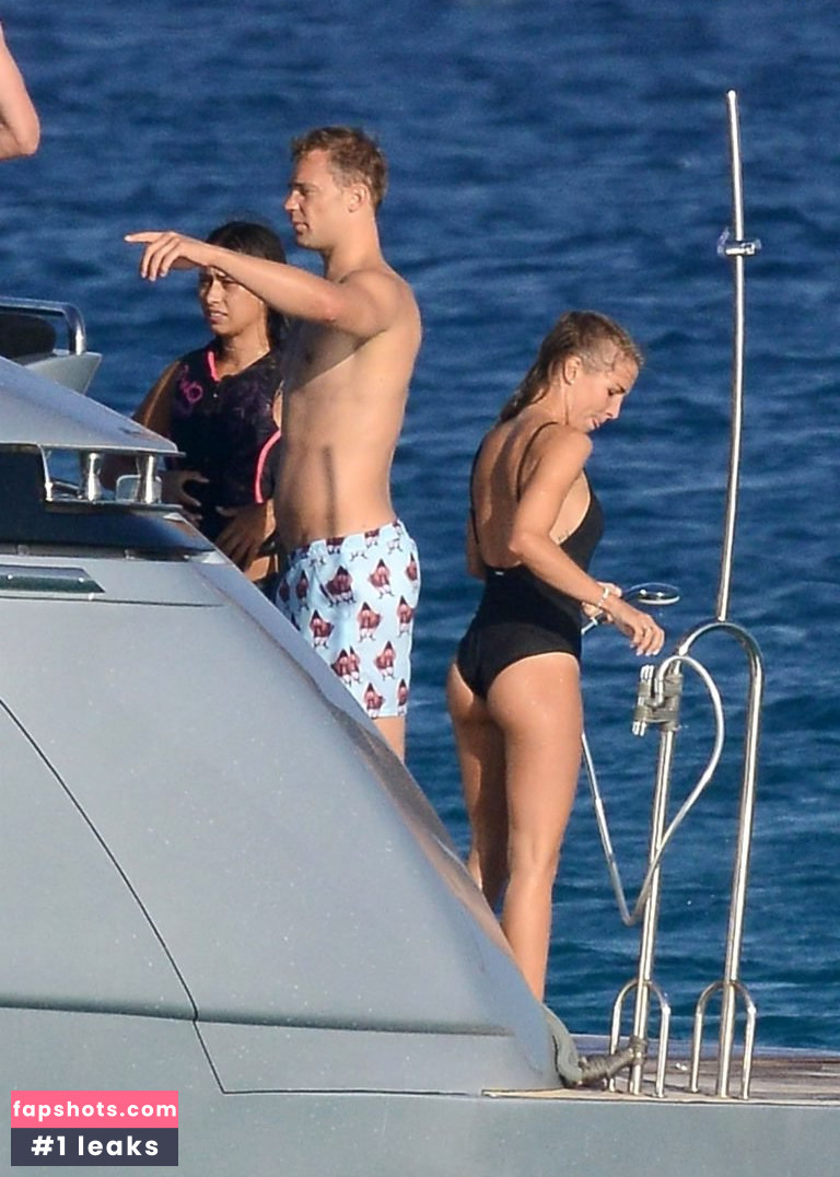 Nina Neuer Nude Leaks OnlyFans Photos #4 - LeakJerk