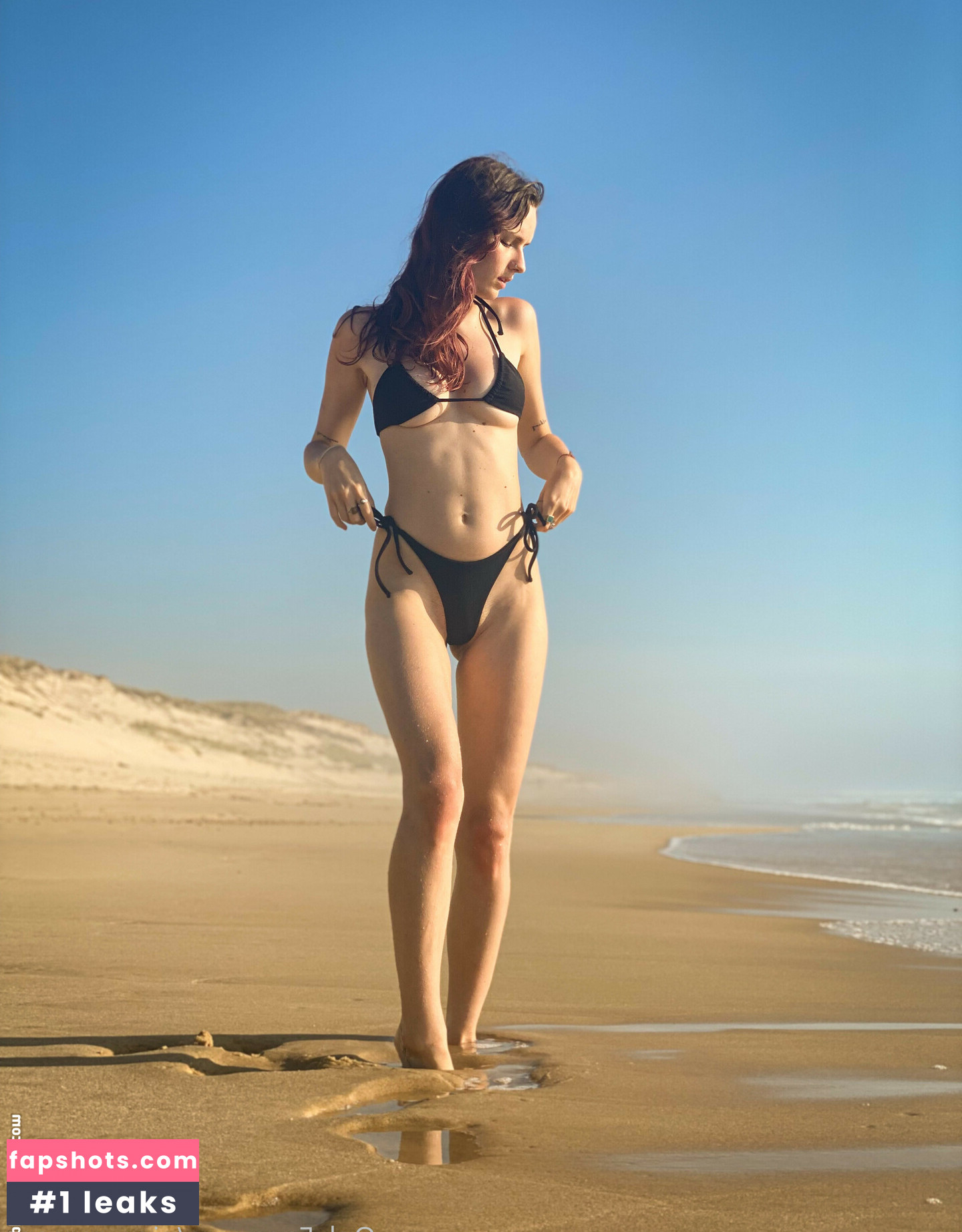 Nina Romane gallery photo #24