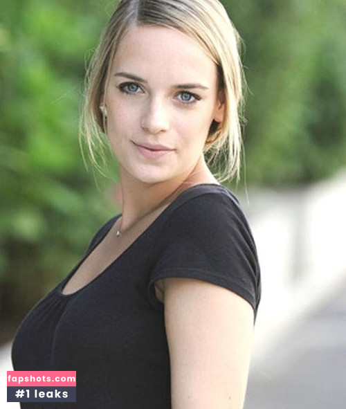 Nina Schmeuser nude babe gallery