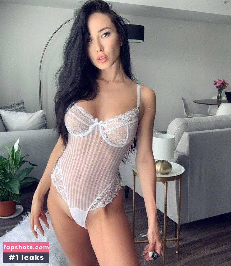 Nina Serebrova gallery photo #15