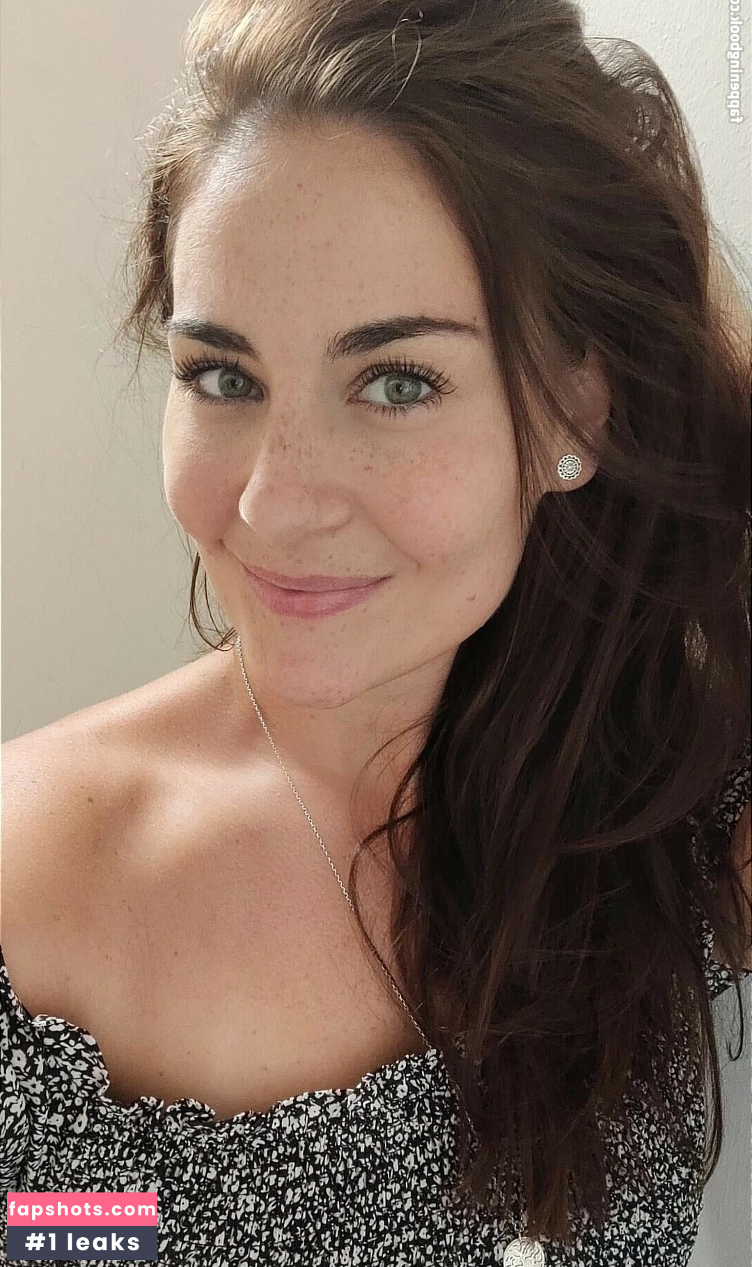 Nina Sita gallery photo #10