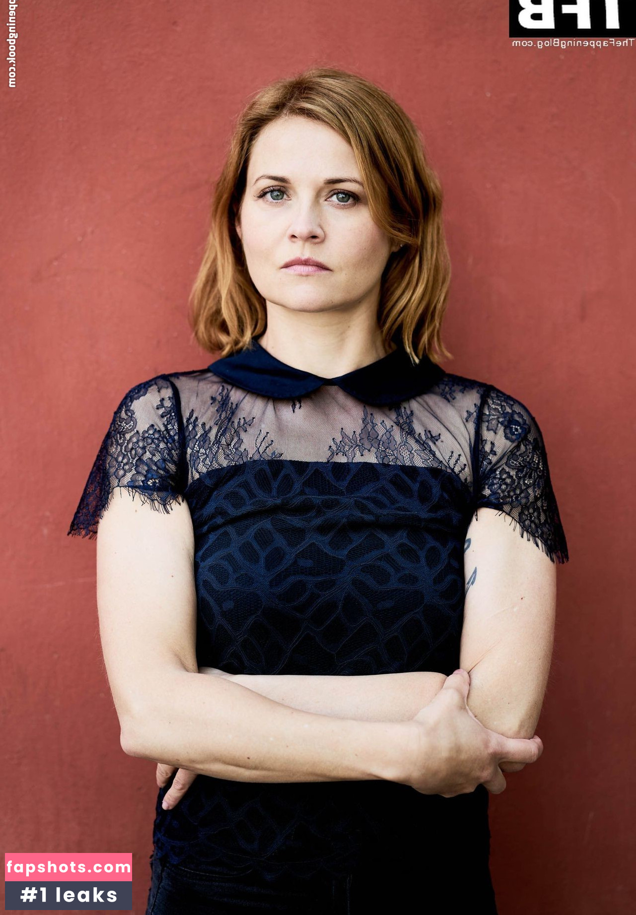 Nina Weisz gallery photo #4