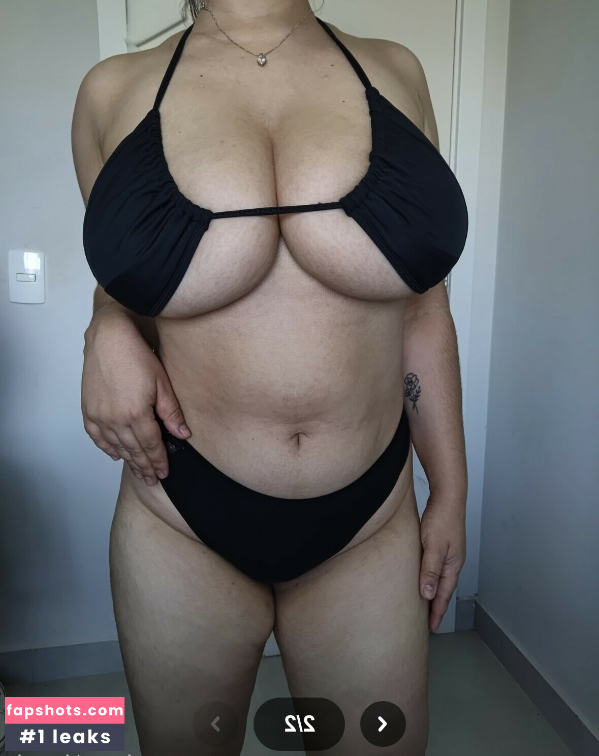 Nina Ynaie Nude Leaks OnlyFans Photos #3 - Fapshots