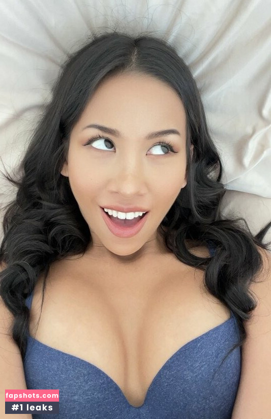 Ninacola gallery photo #229