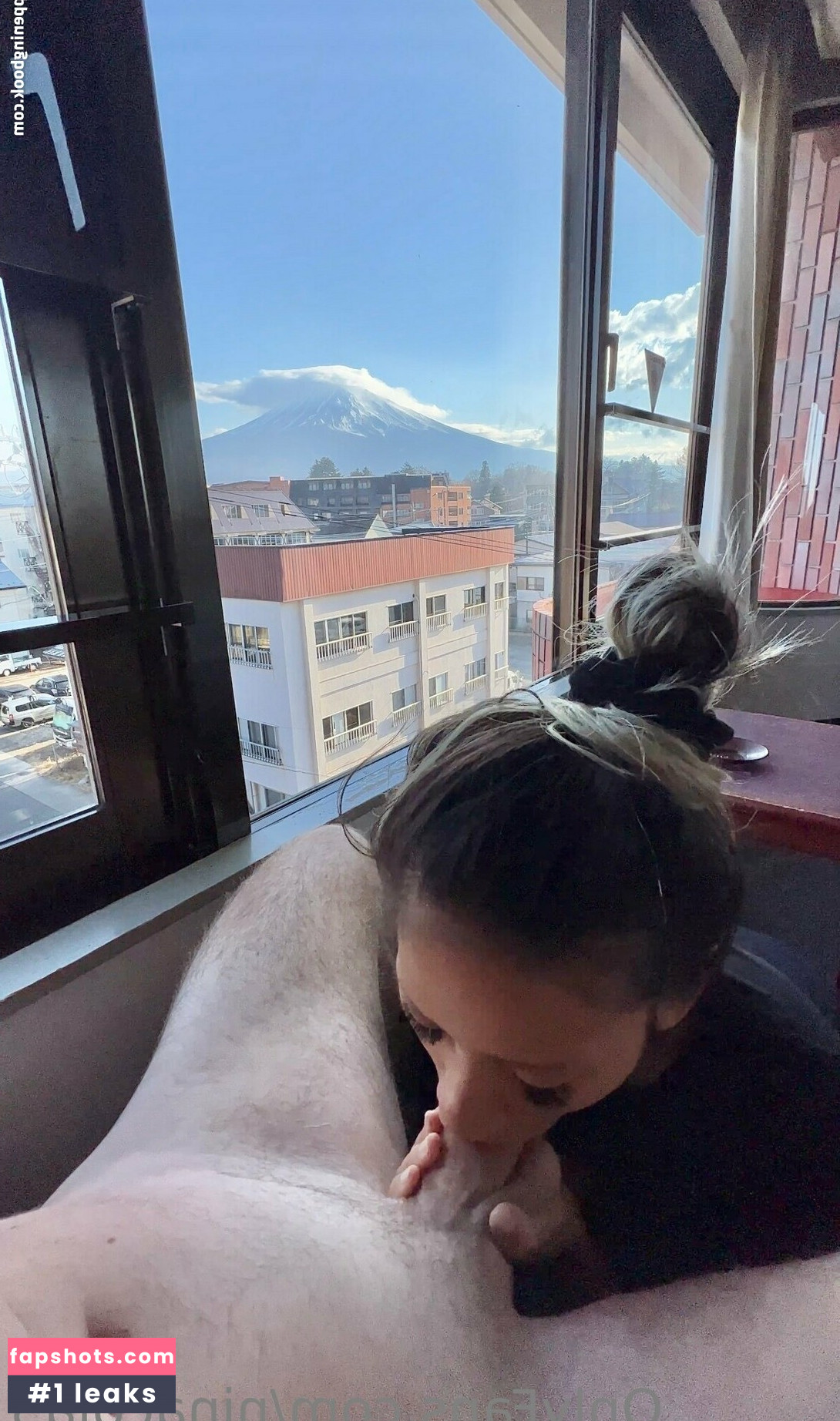 Ninacola gallery photo #375