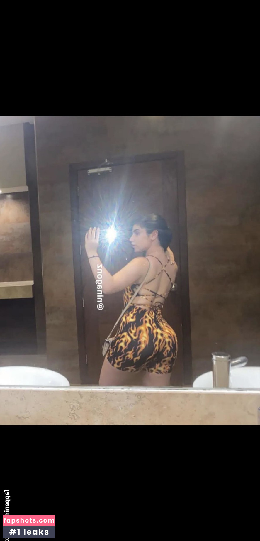 NinaGonz gallery photo #32