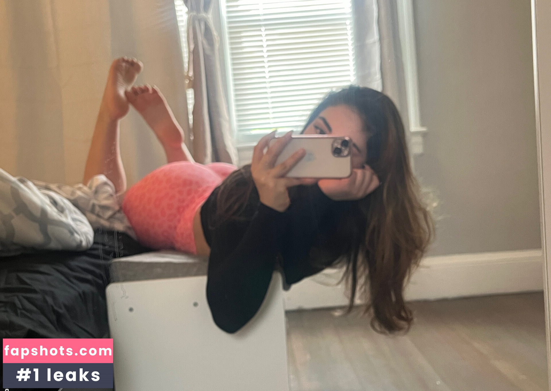 NinaGonz gallery photo #9