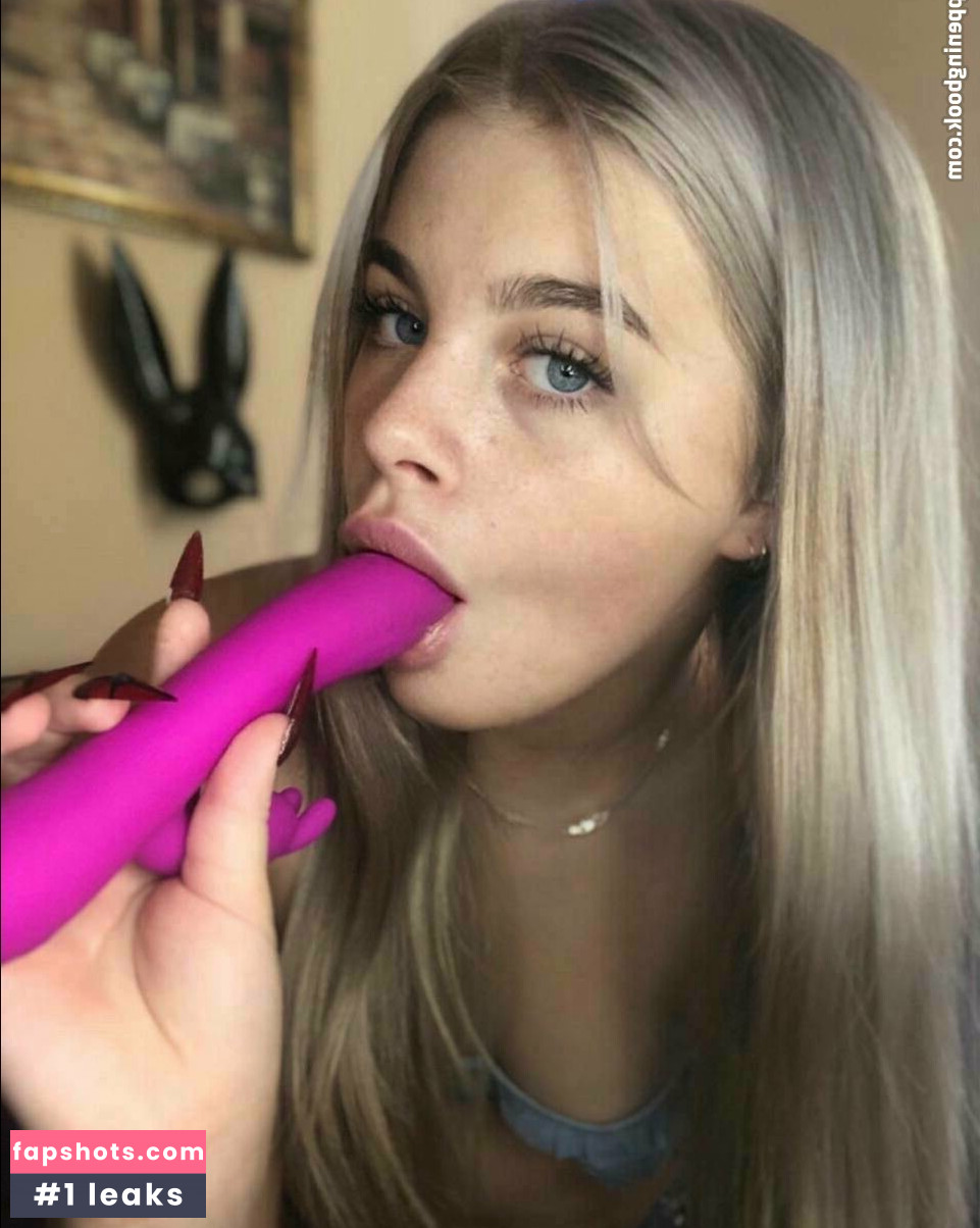 ninakhalifa gallery photo #30