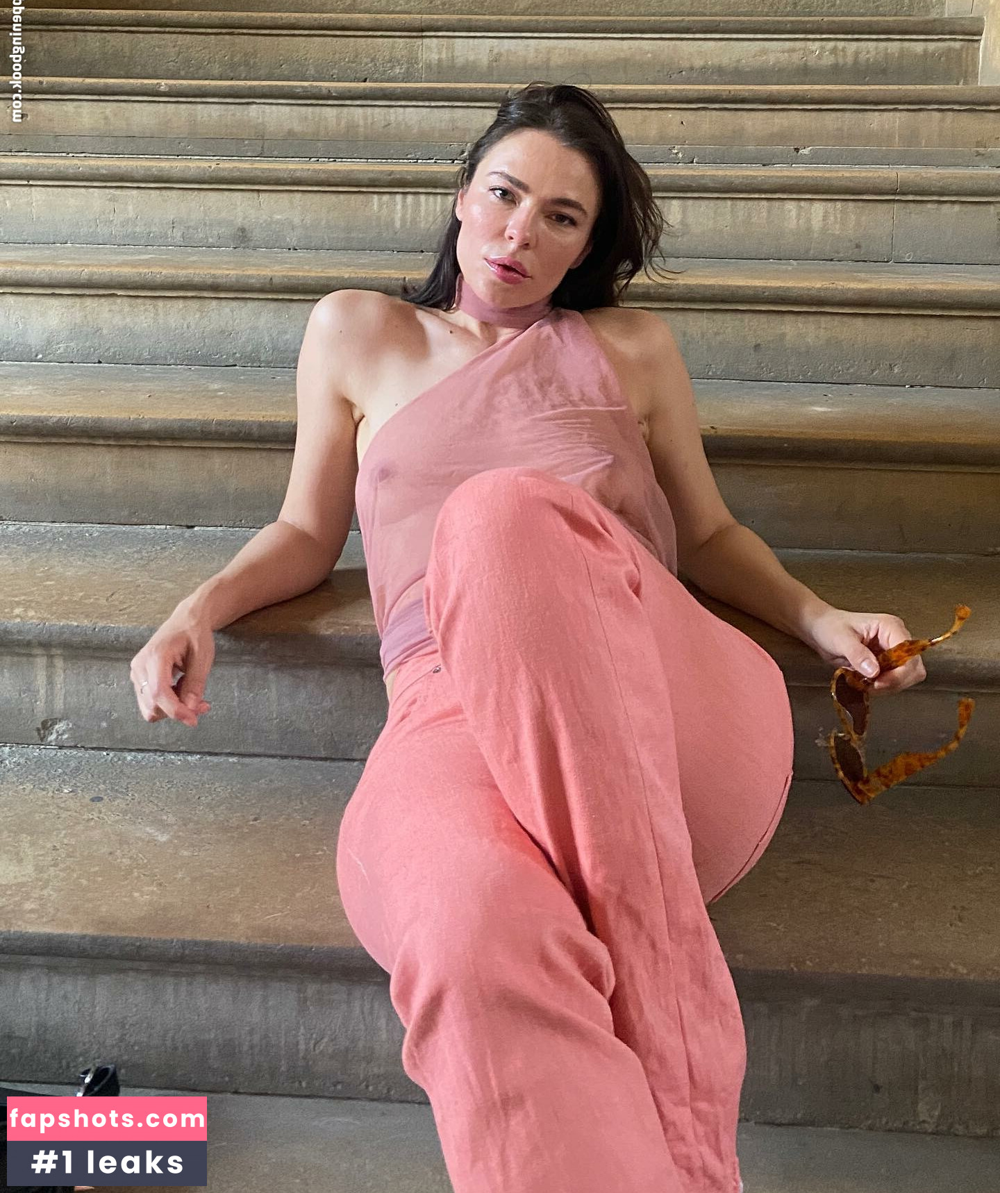 ninakraviz nude babe gallery