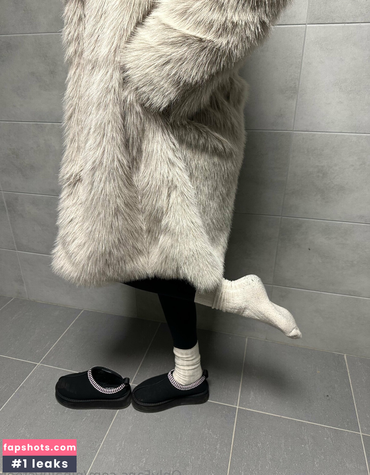 ninaluvsfeet gallery photo #29