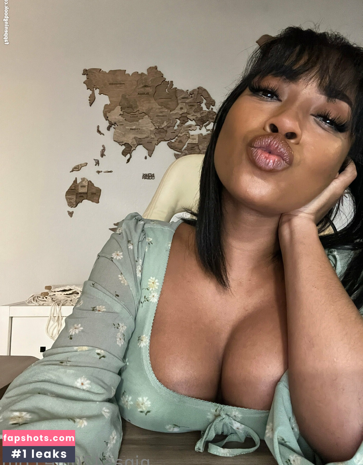 ninas420life Nude Leaks OnlyFans Photos #21 - LeakJerk