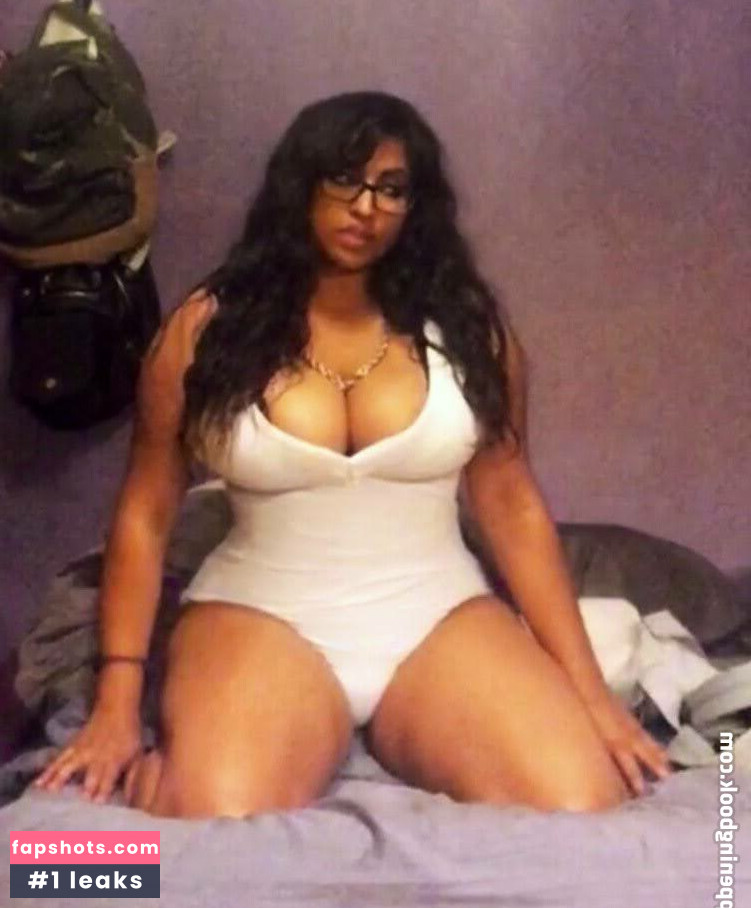 Ninathepony gallery photo #18