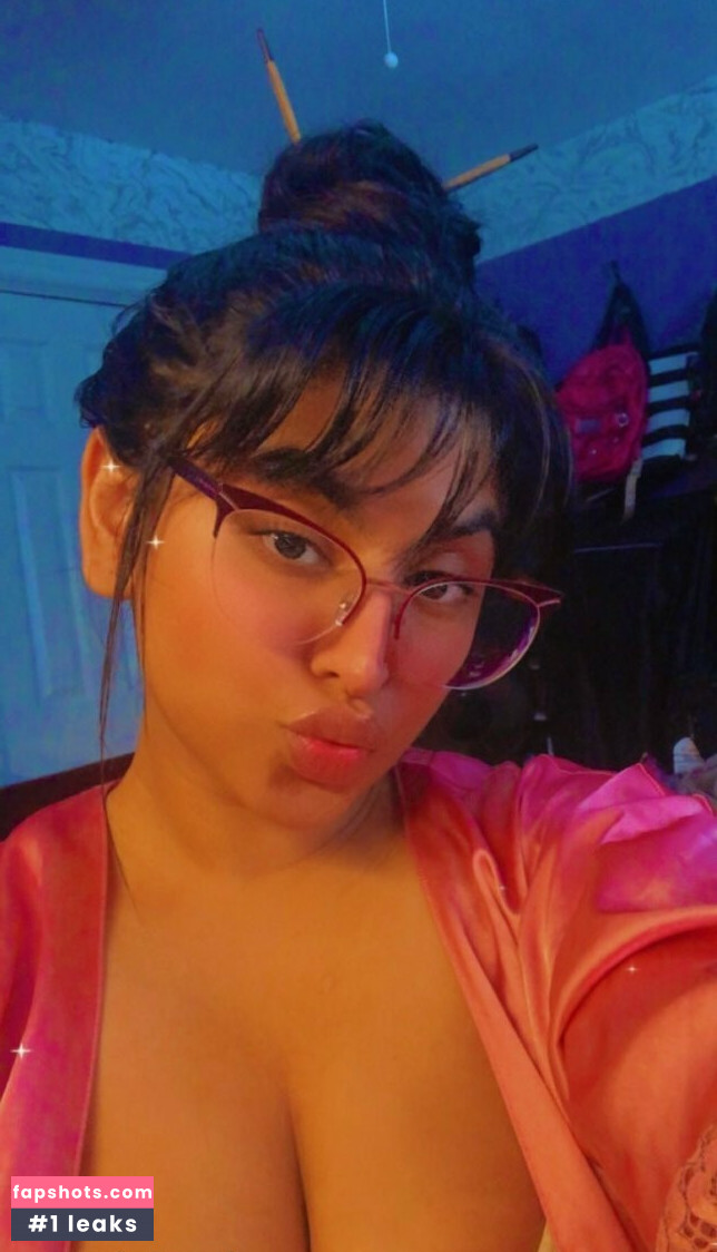 Ninathepony gallery photo #29