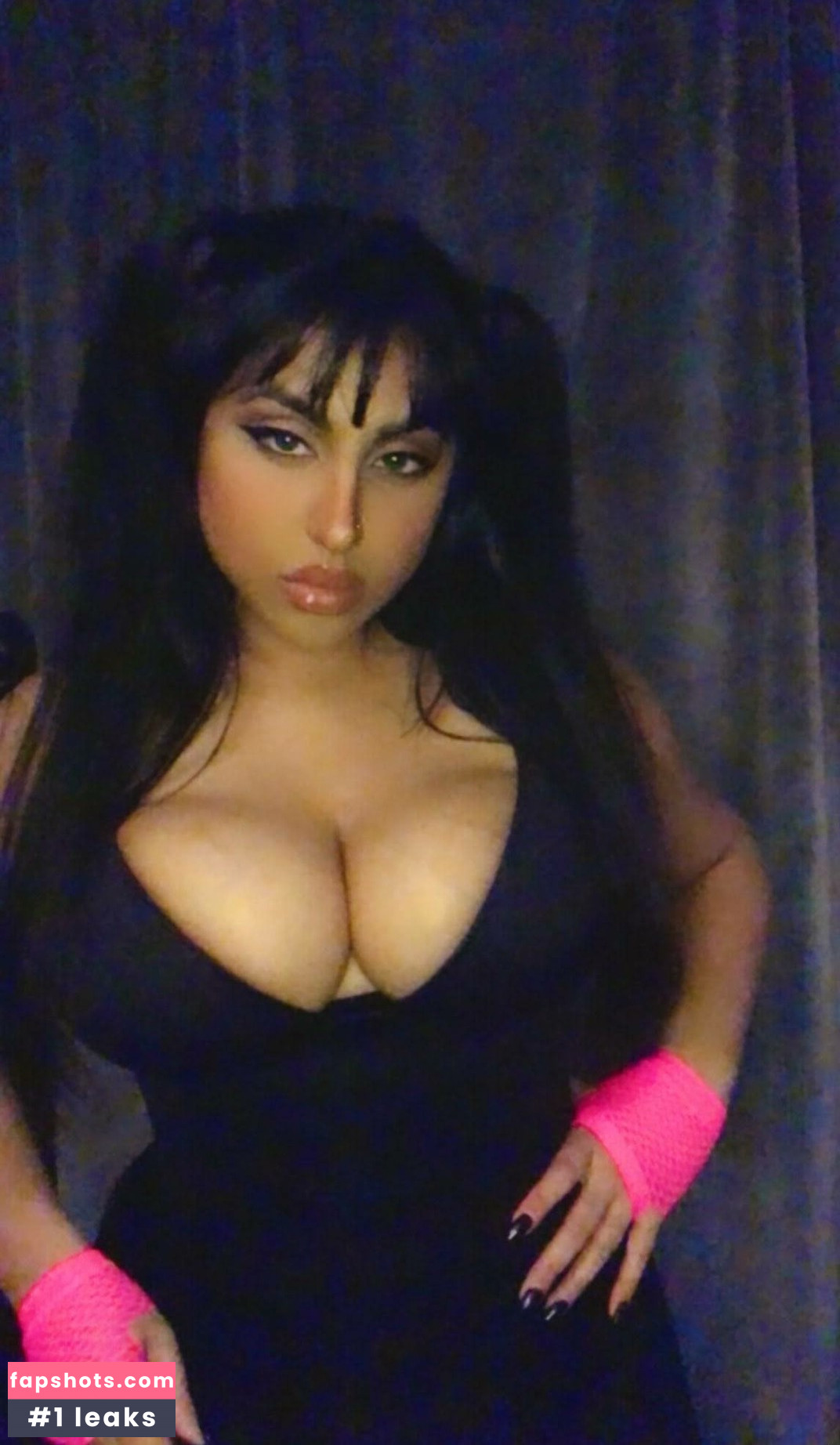 Ninathepony gallery photo #30