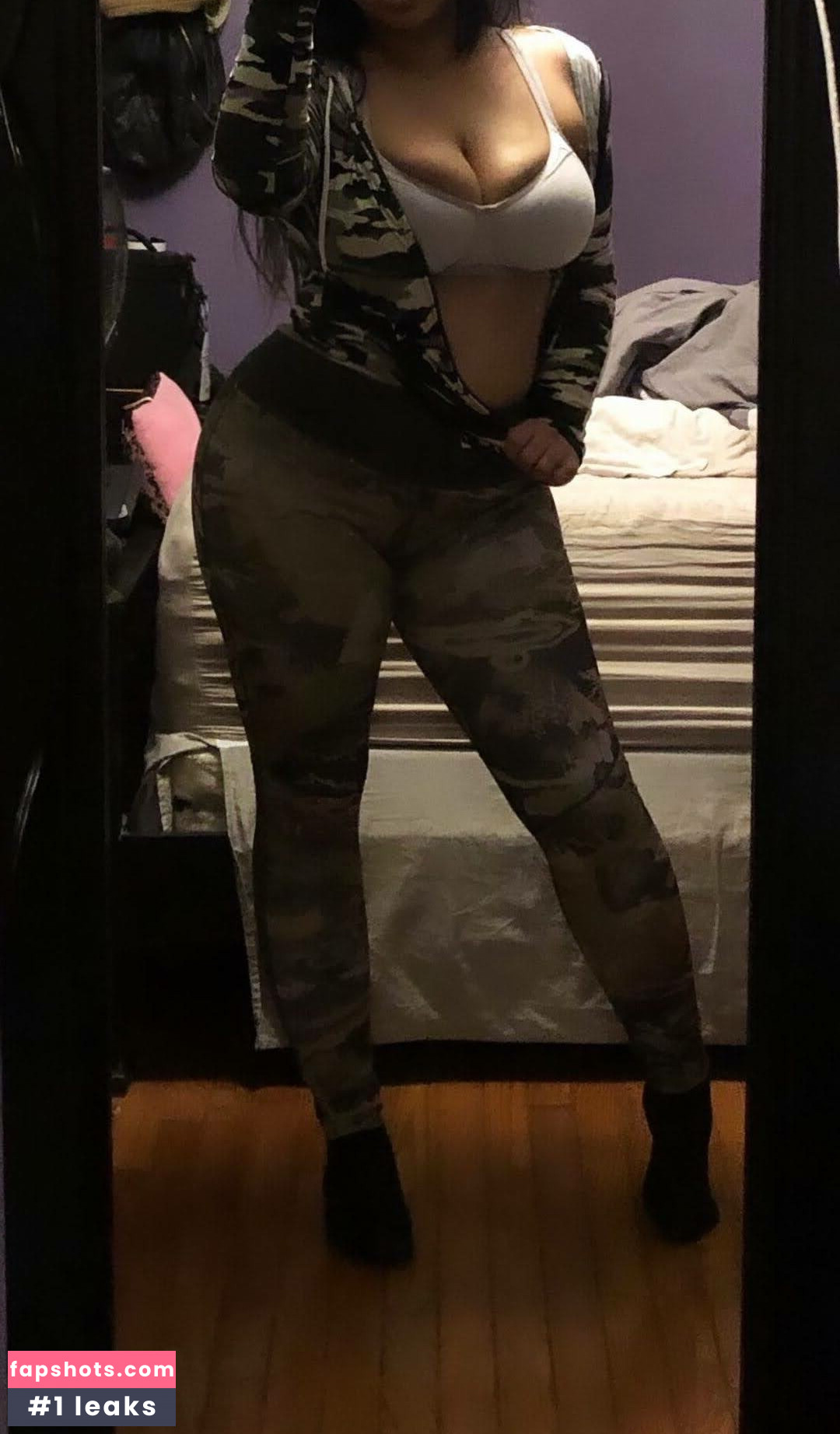 Ninathepony gallery photo #9