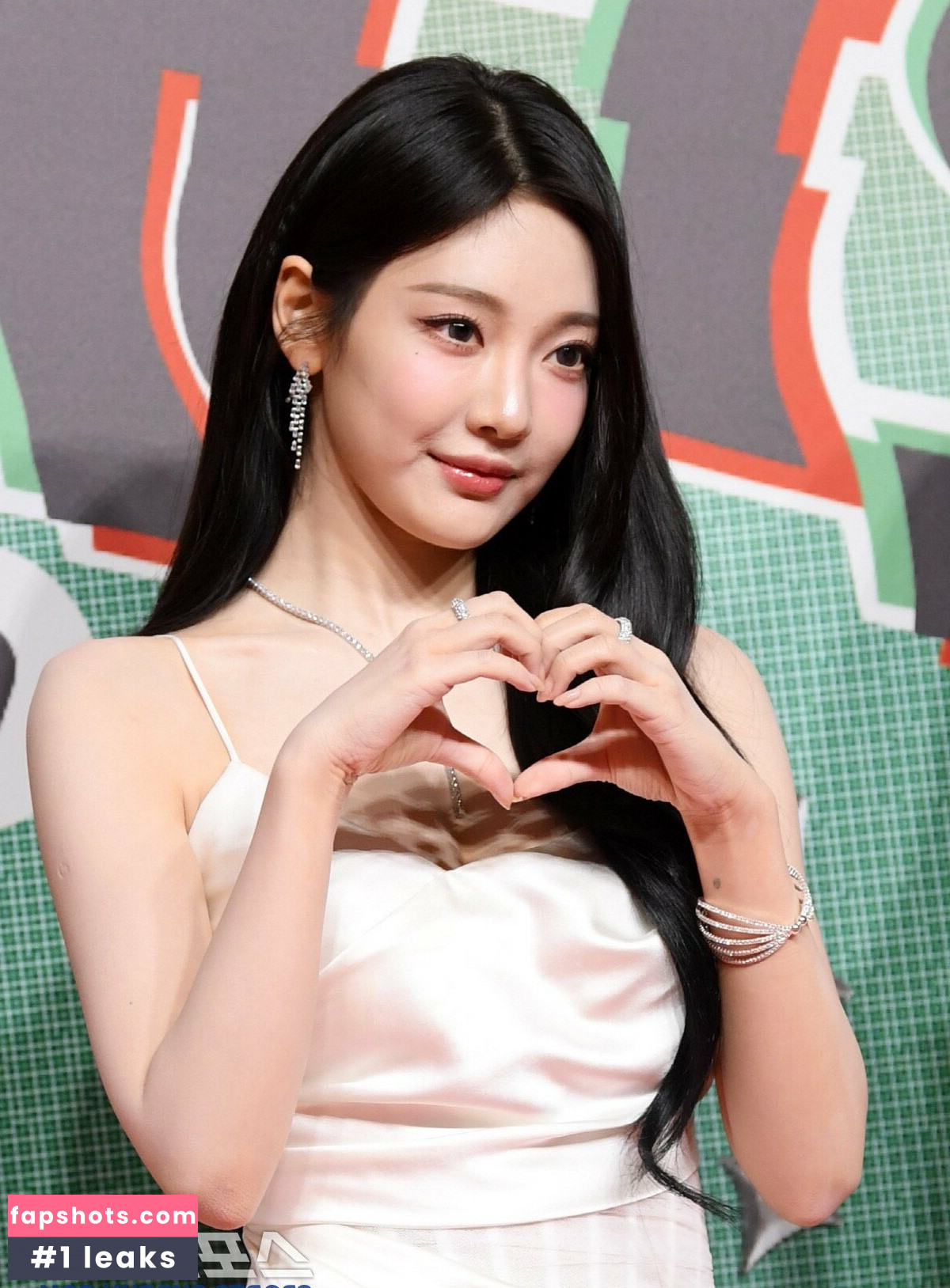 Ningning (æspa gallery photo #212