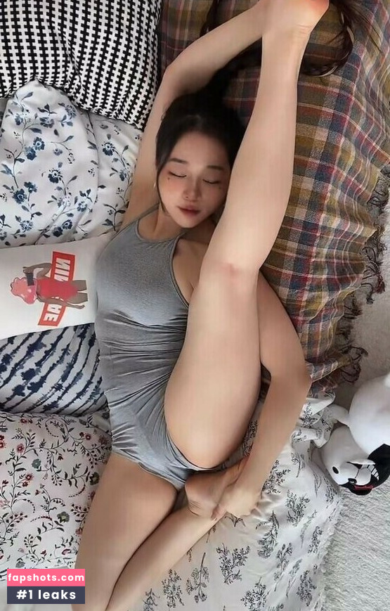 Ninibae gallery photo #58