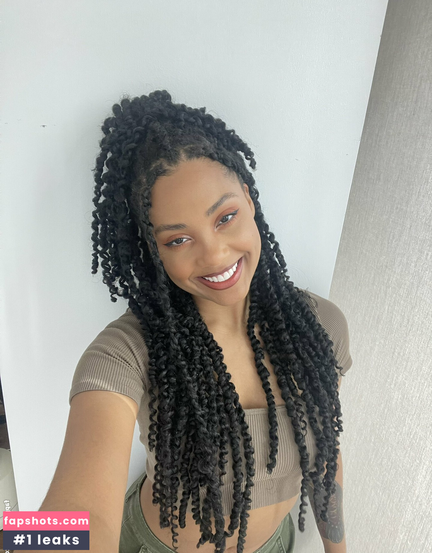 Ninjayla gallery photo #13