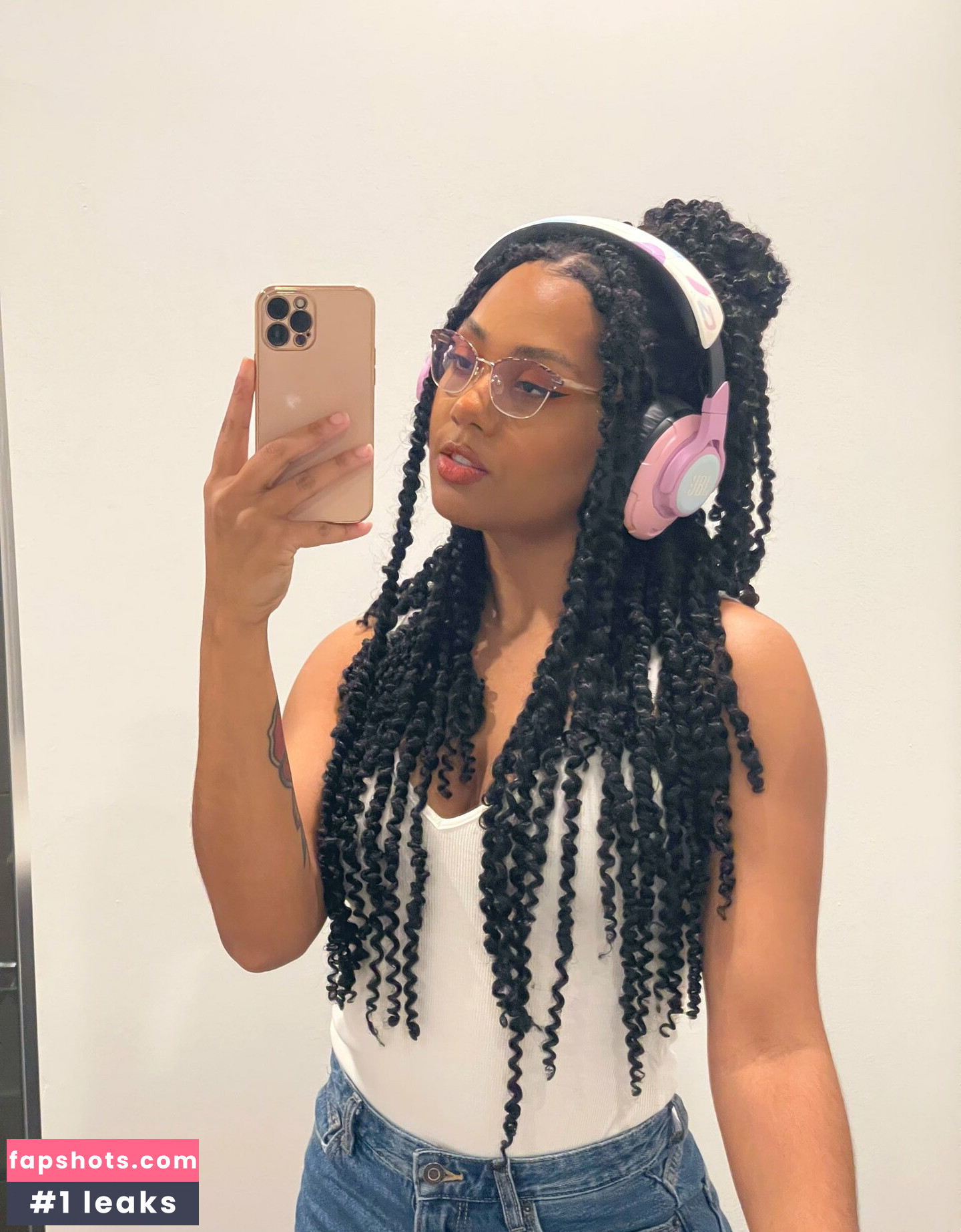 Ninjayla gallery photo #8