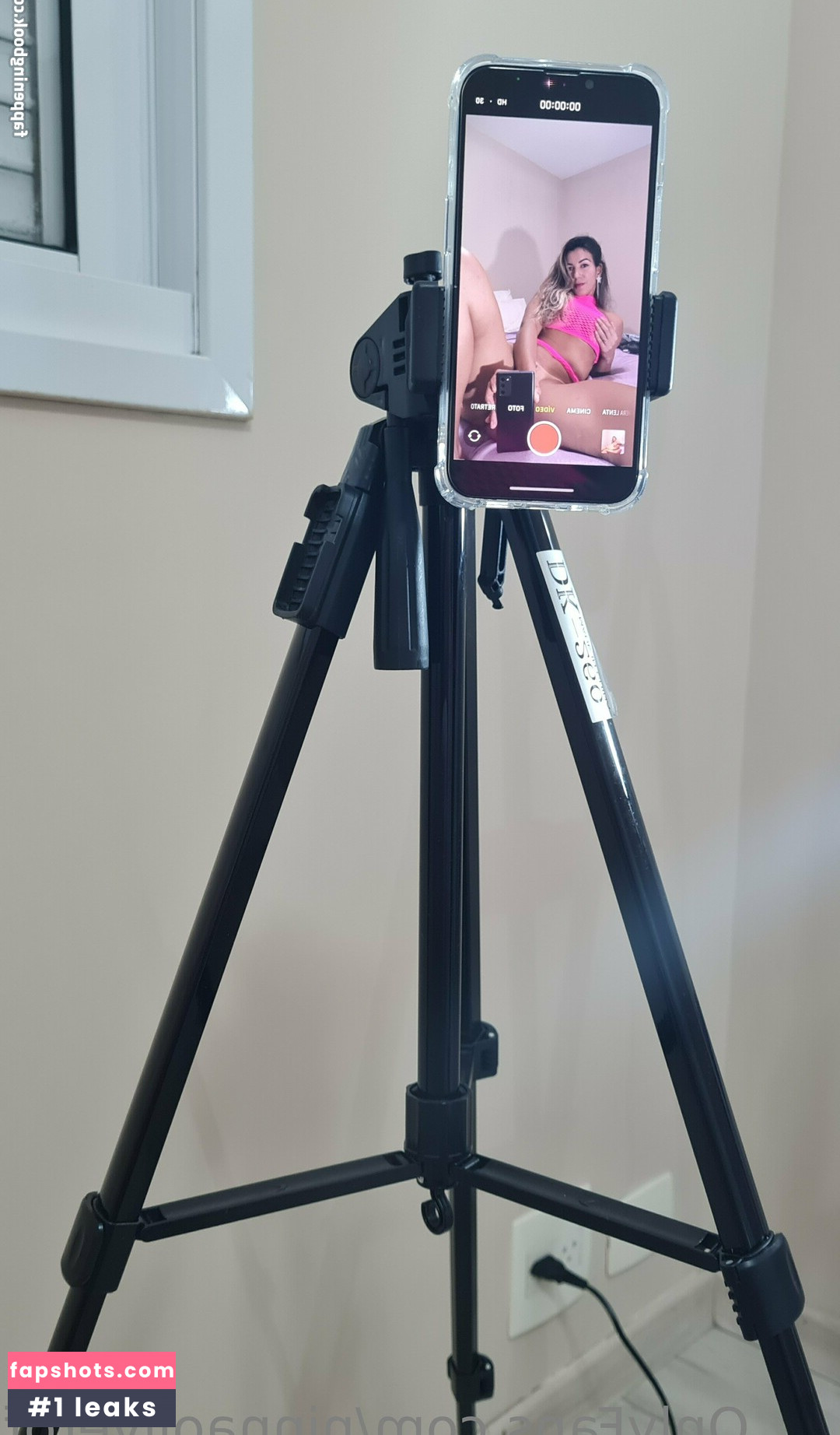 ninnaoliverof gallery photo #13