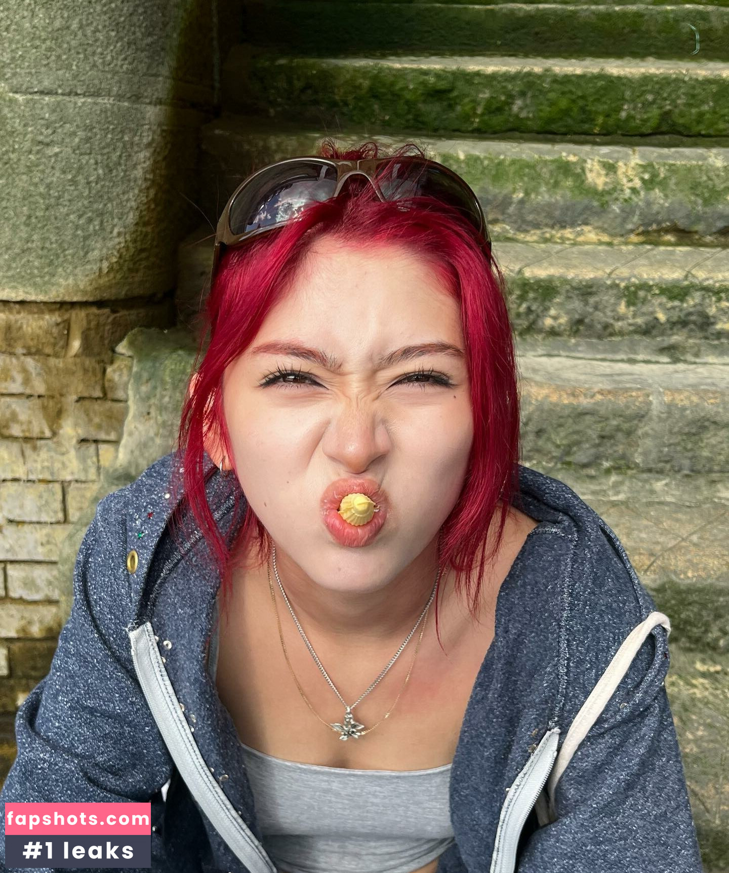 Ninonekw gallery photo #10