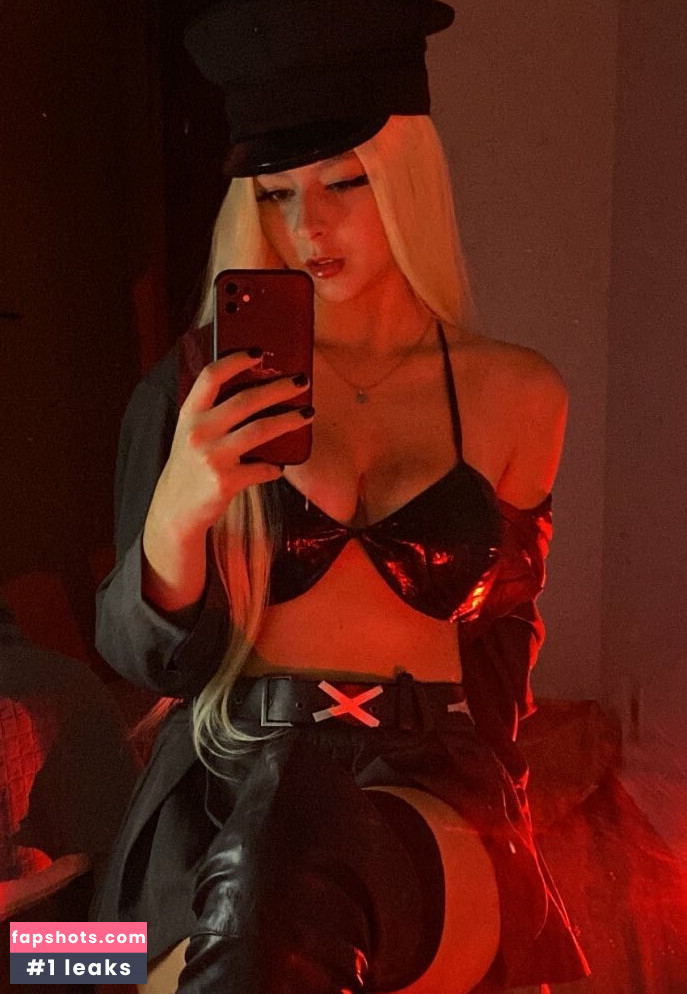 niraexsx Nude Leaks OnlyFans Photos #10 - LeakJerk