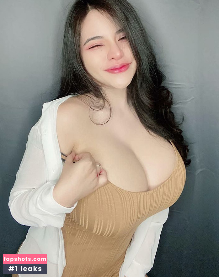 Nisachon Yoothai gallery photo #3