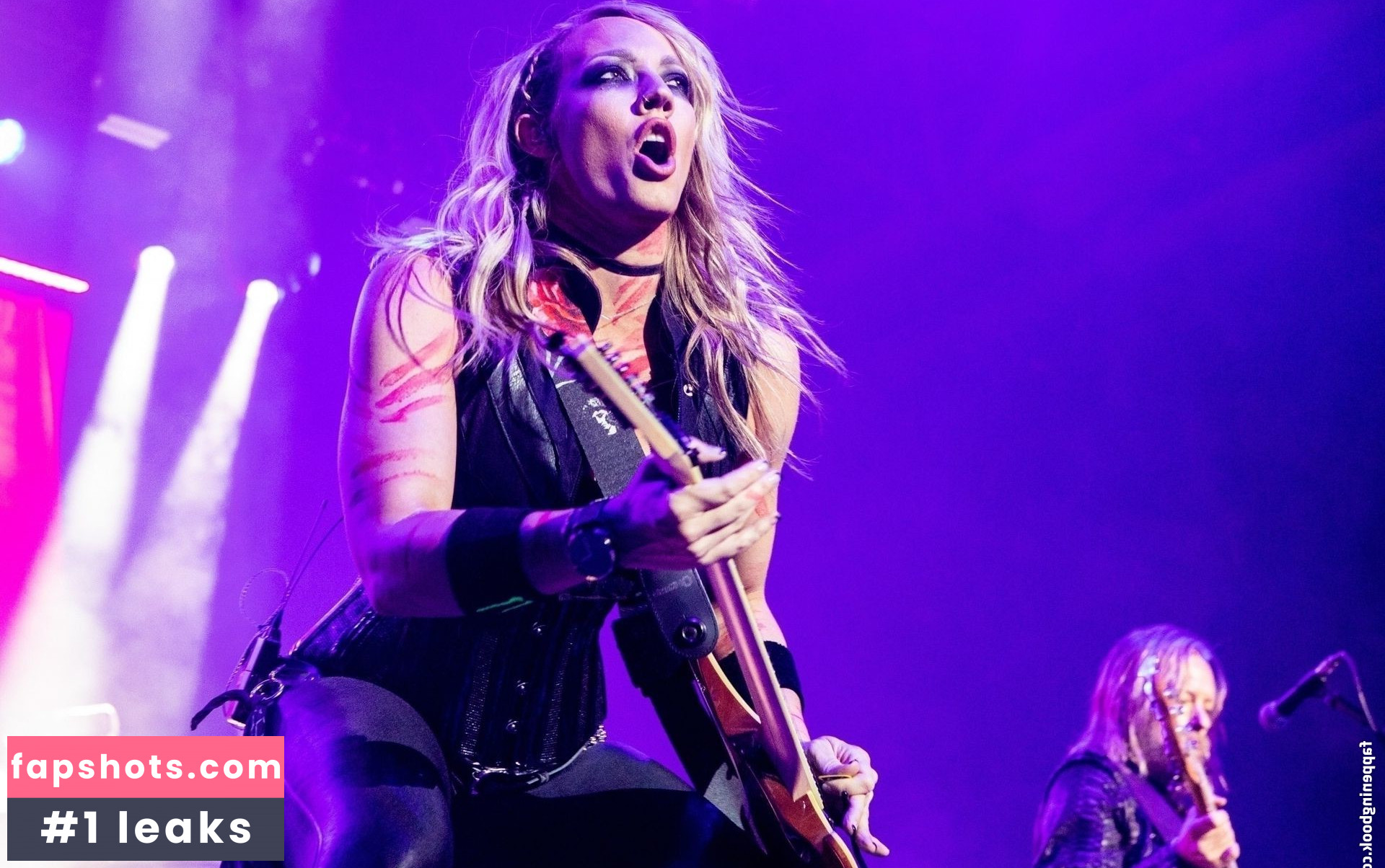 Nita Strauss Nude Leaks OnlyFans Photos #40 - Fapshots