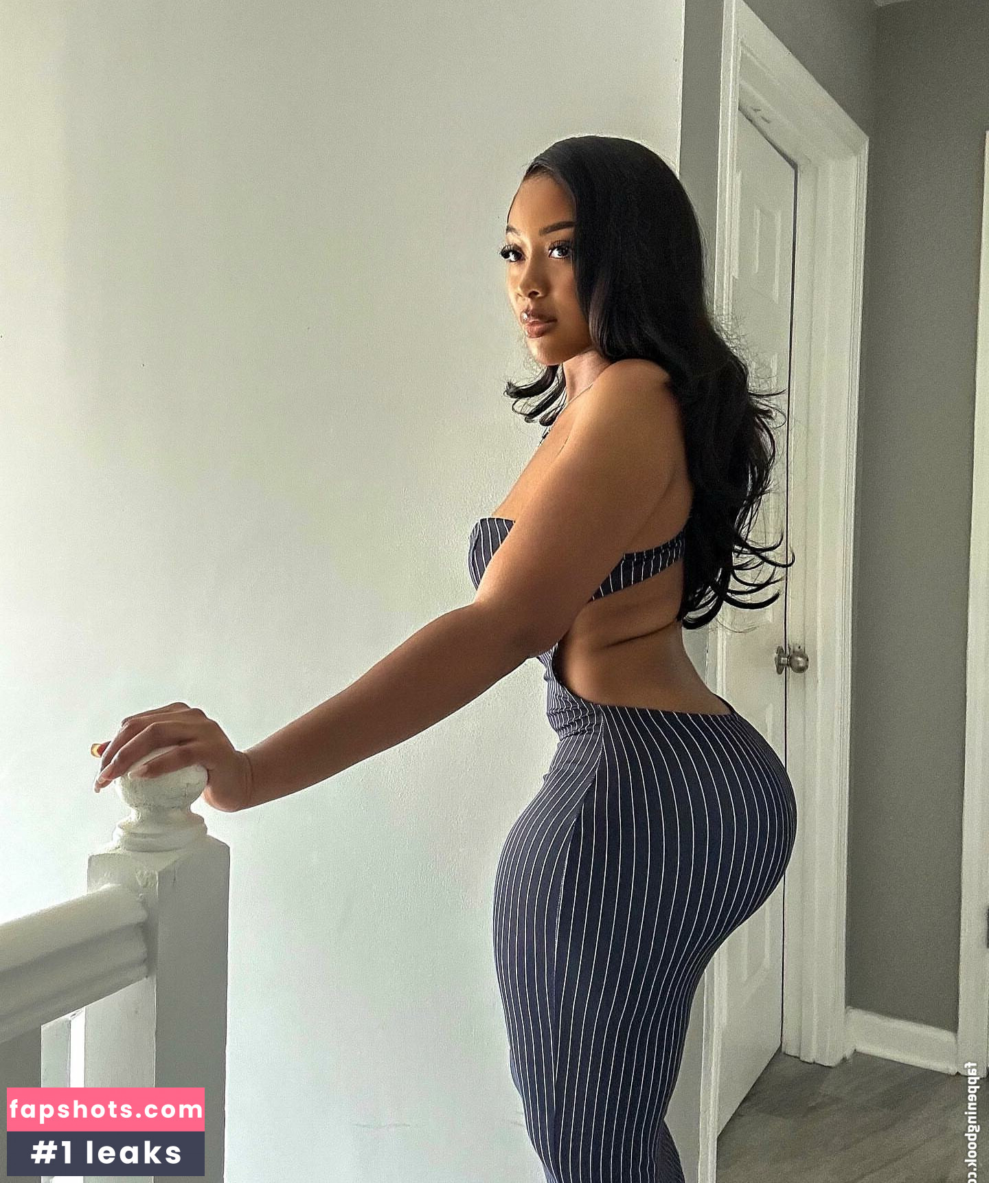 Nneka gallery photo #10