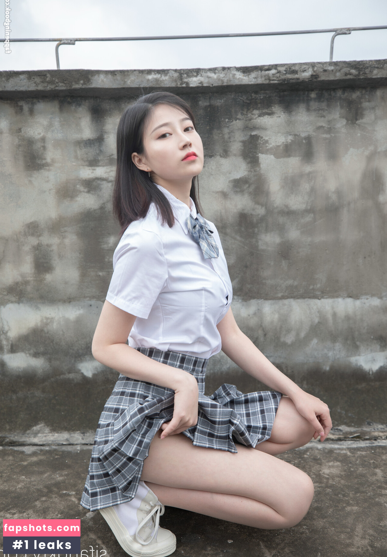 nnian_ gallery photo #6