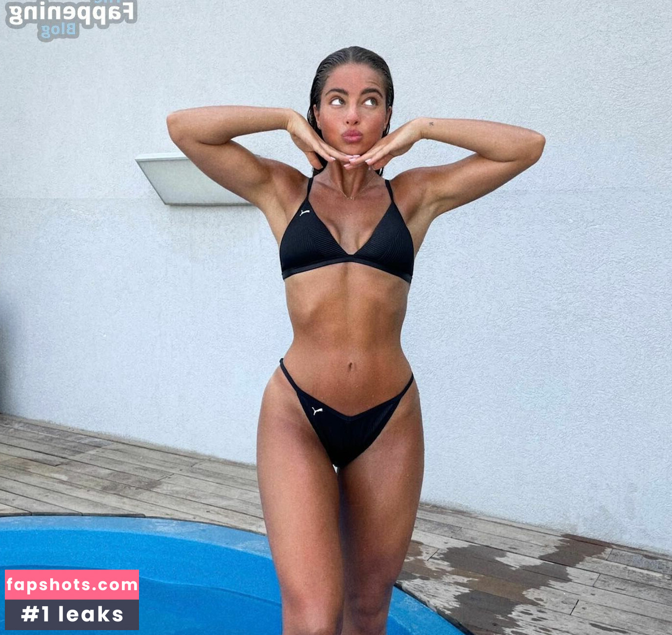 Noa Kirel gallery photo #41