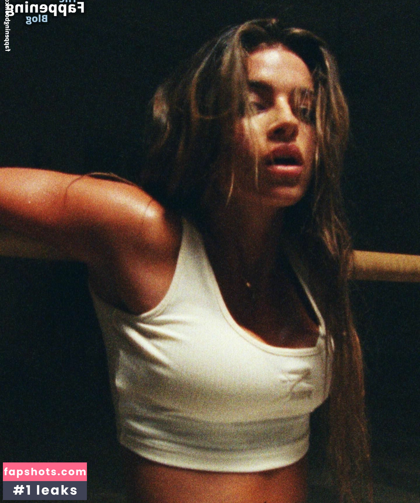 Noa Kirel gallery photo #65