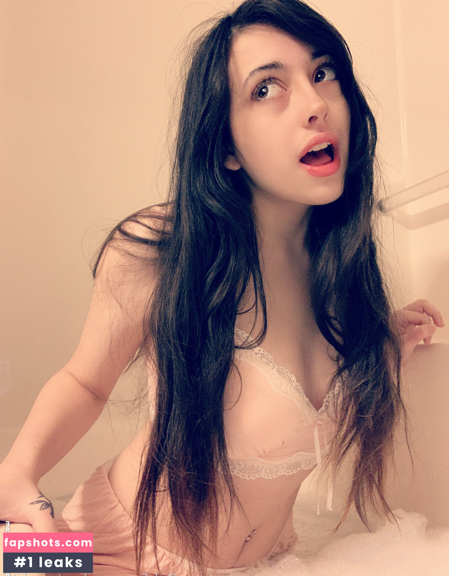 nocturnekitty gallery photo #29