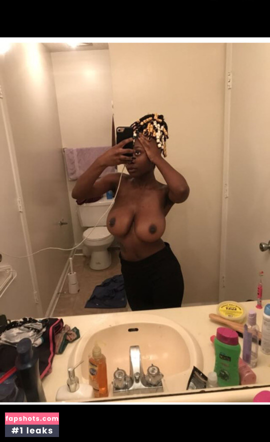 Noelle KaylahRich gallery photo #7