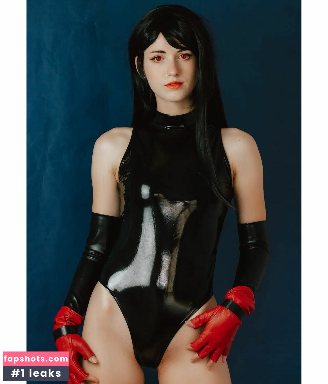 Noelle Sama gallery photo #24