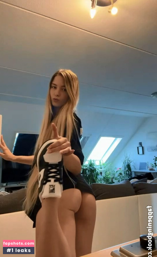 Noelli_fxe Nude Leaks OnlyFans Photos #28 - LeakJerk