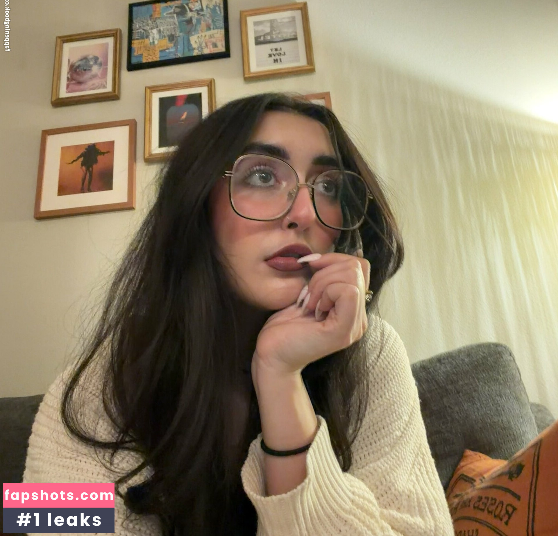 noeltheowl gallery photo #2